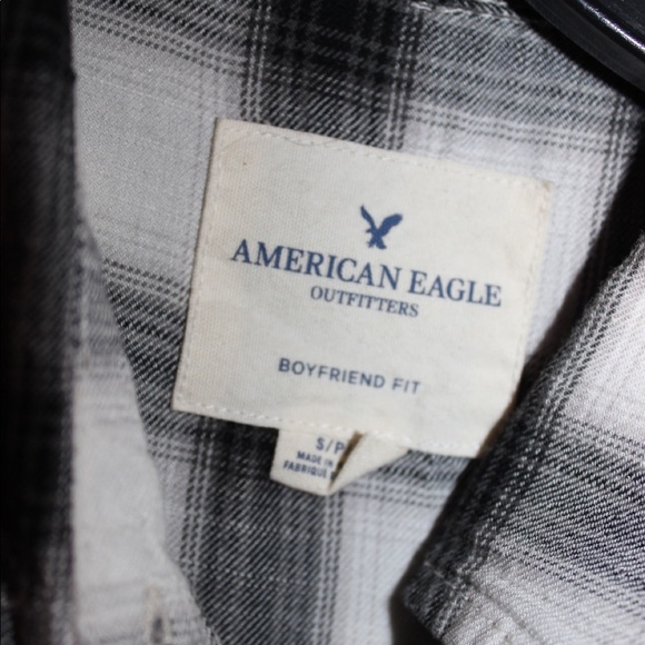 Top! Button down! - Picture 3 of 4